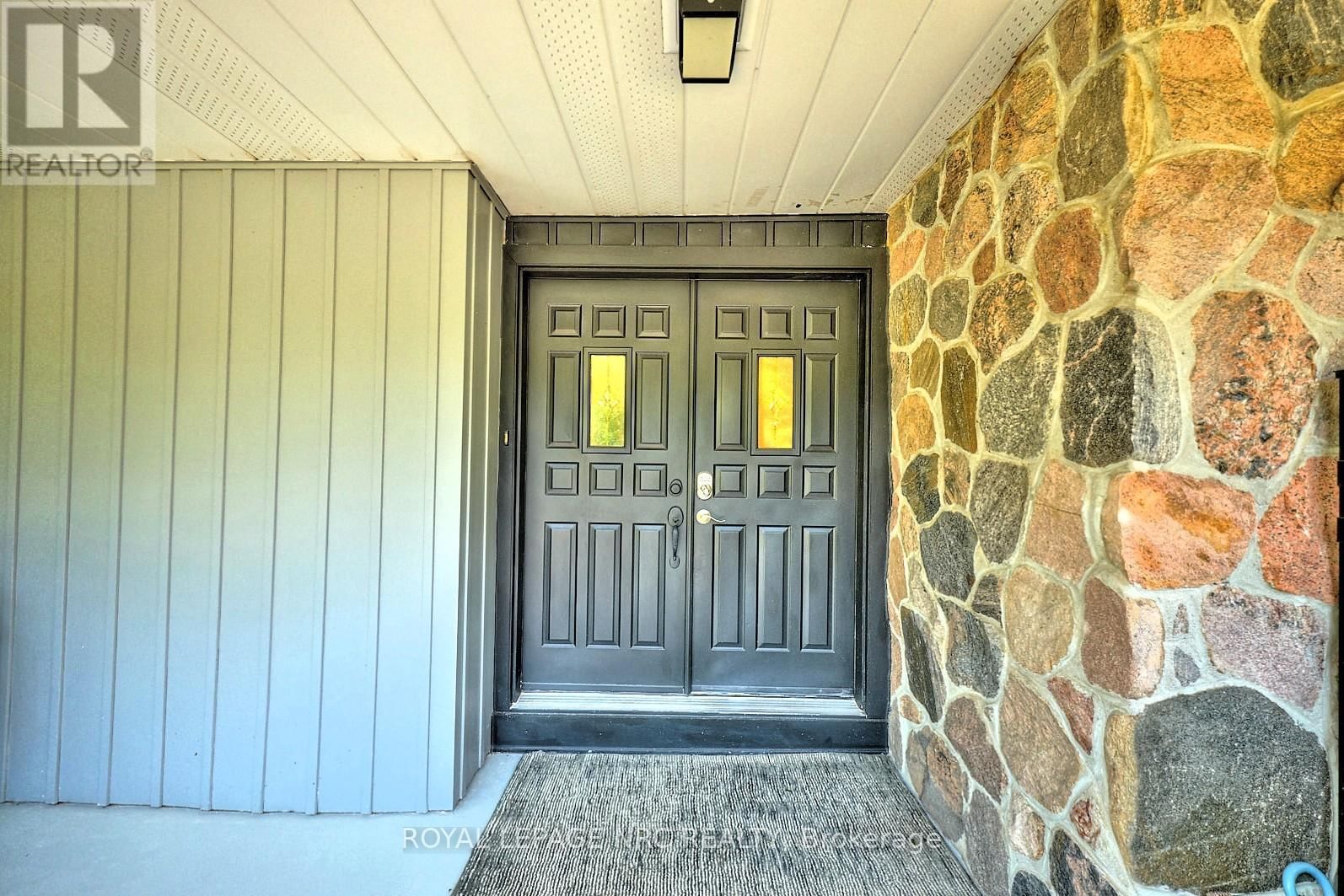 2834 MCSHERRY LANE Image 18