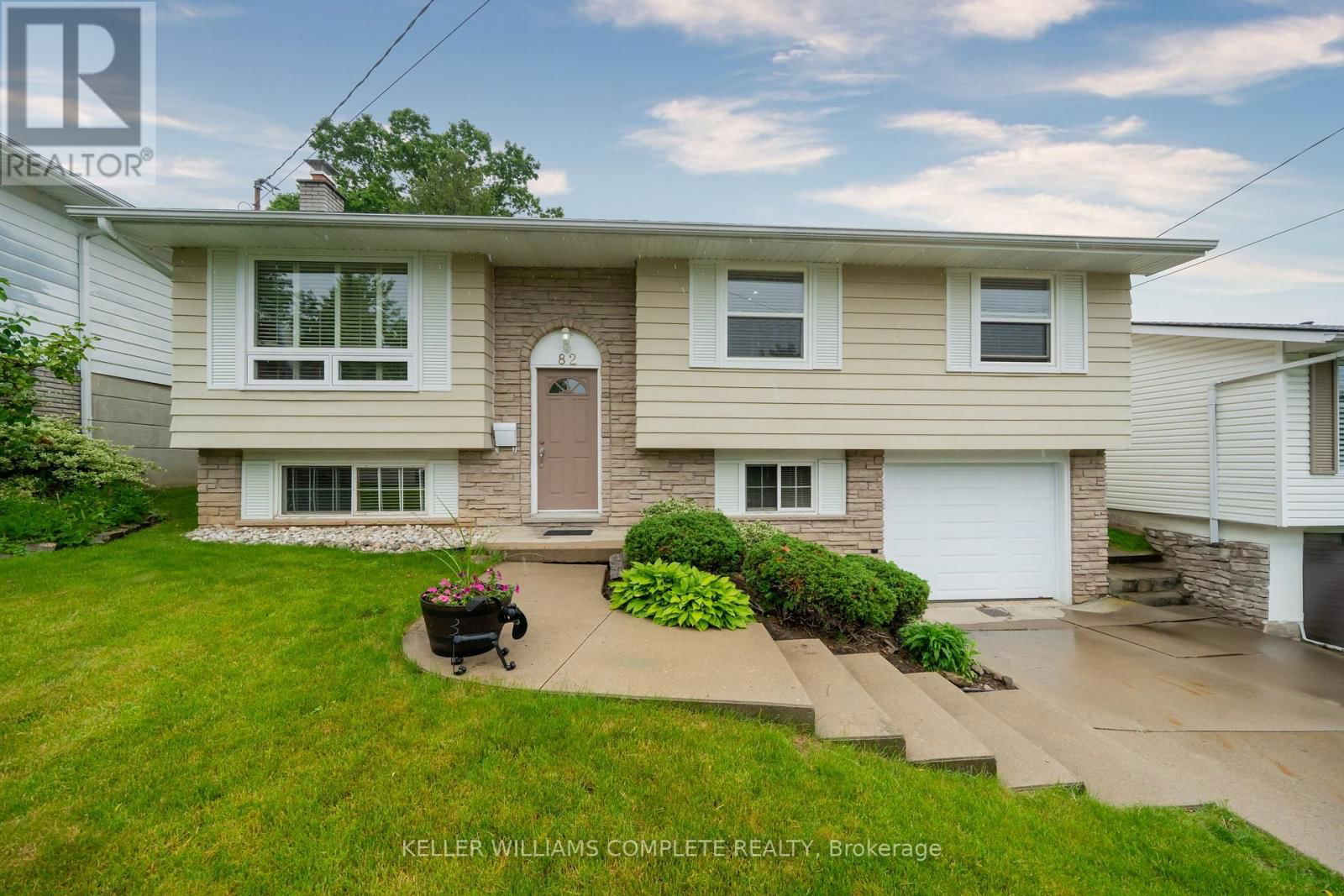 82 BUNKER HILL DRIVE Image 1