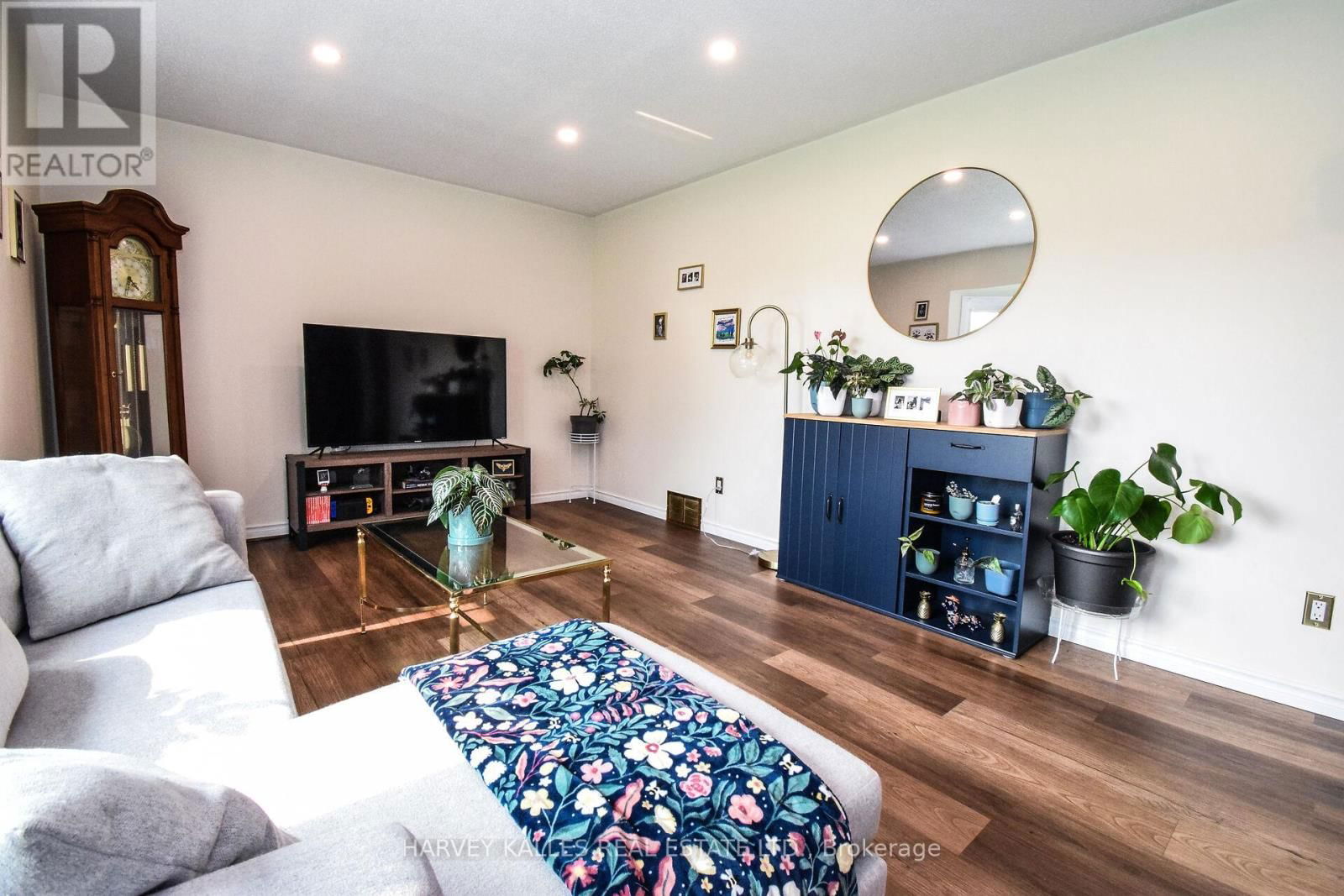 1416 CAISTOR GAINSBORO TOWNLINE Image 13