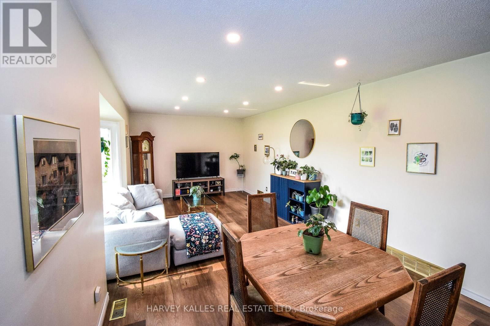 1416 CAISTOR GAINSBORO TOWNLINE Image 16