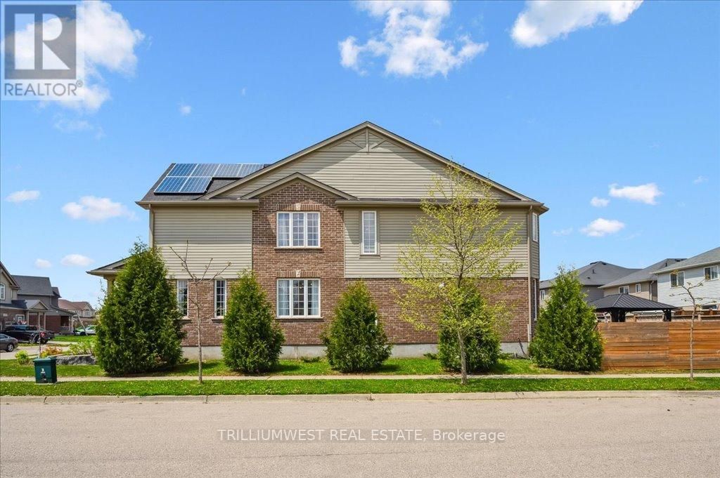 389 BAMBERG CRESCENT Image 3