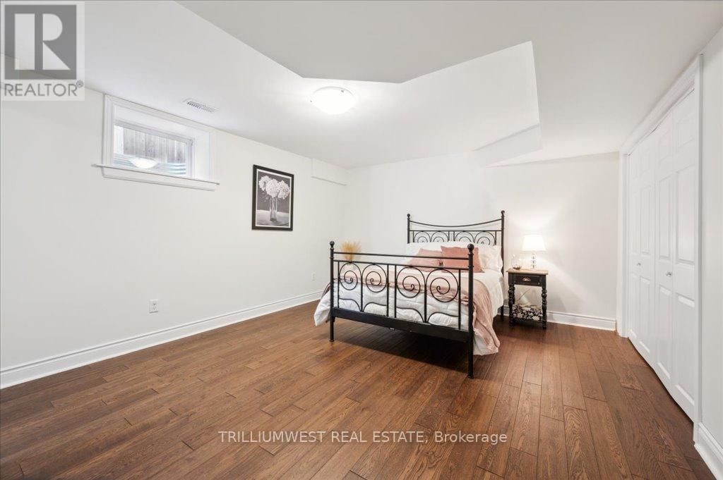389 BAMBERG CRESCENT Image 31