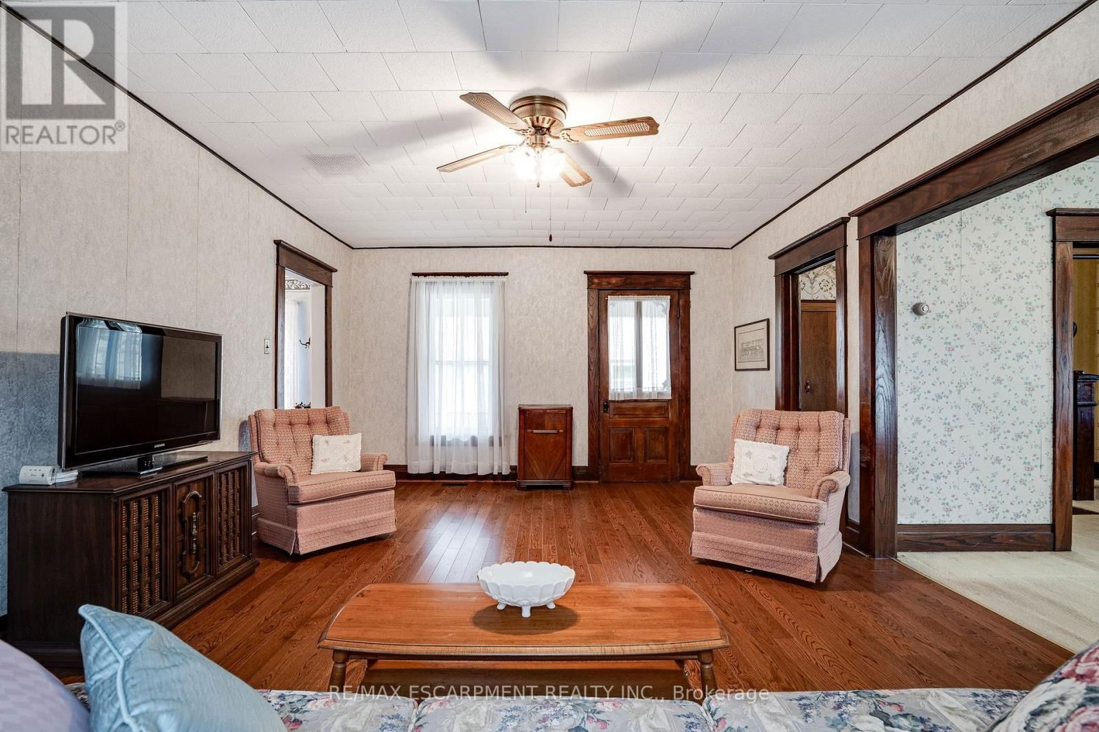 52 ELLIS STREET Image 16