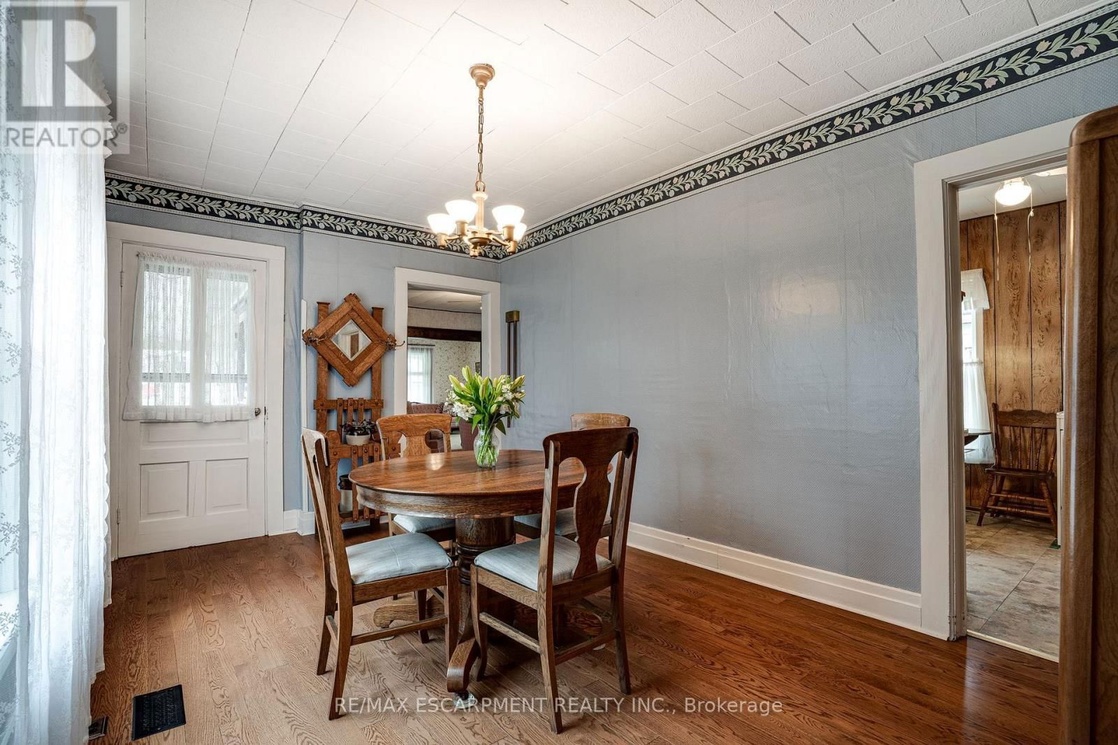 52 ELLIS STREET Image 20