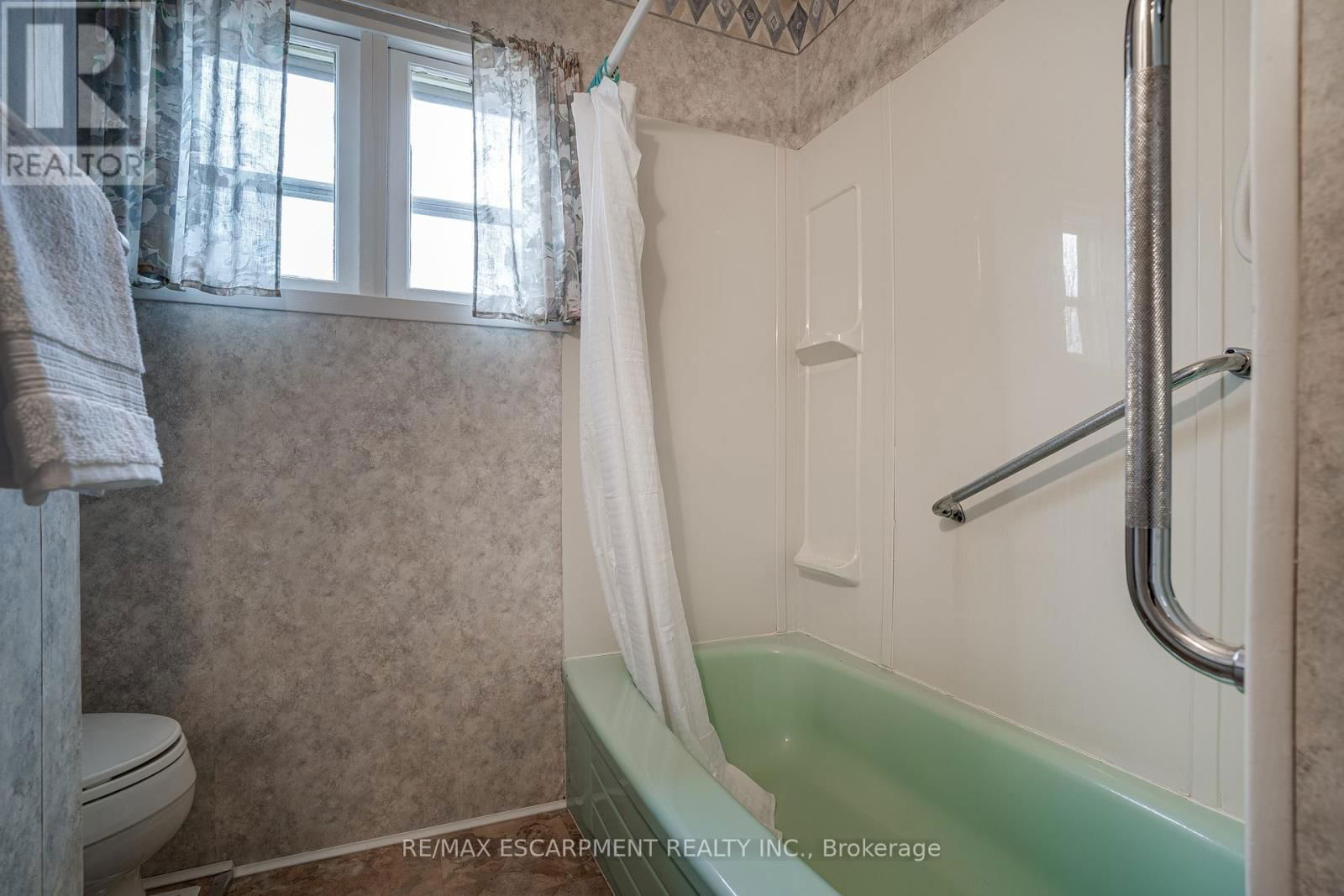 52 ELLIS STREET Image 38