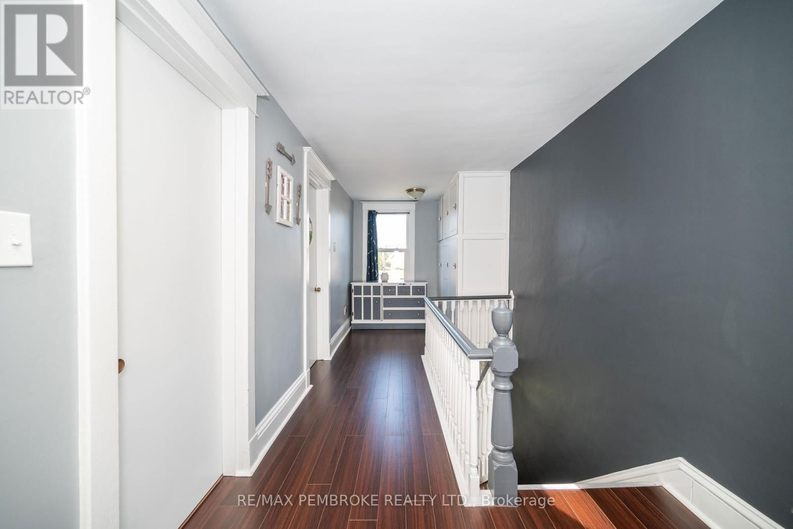 594 MILLER STREET Image 20