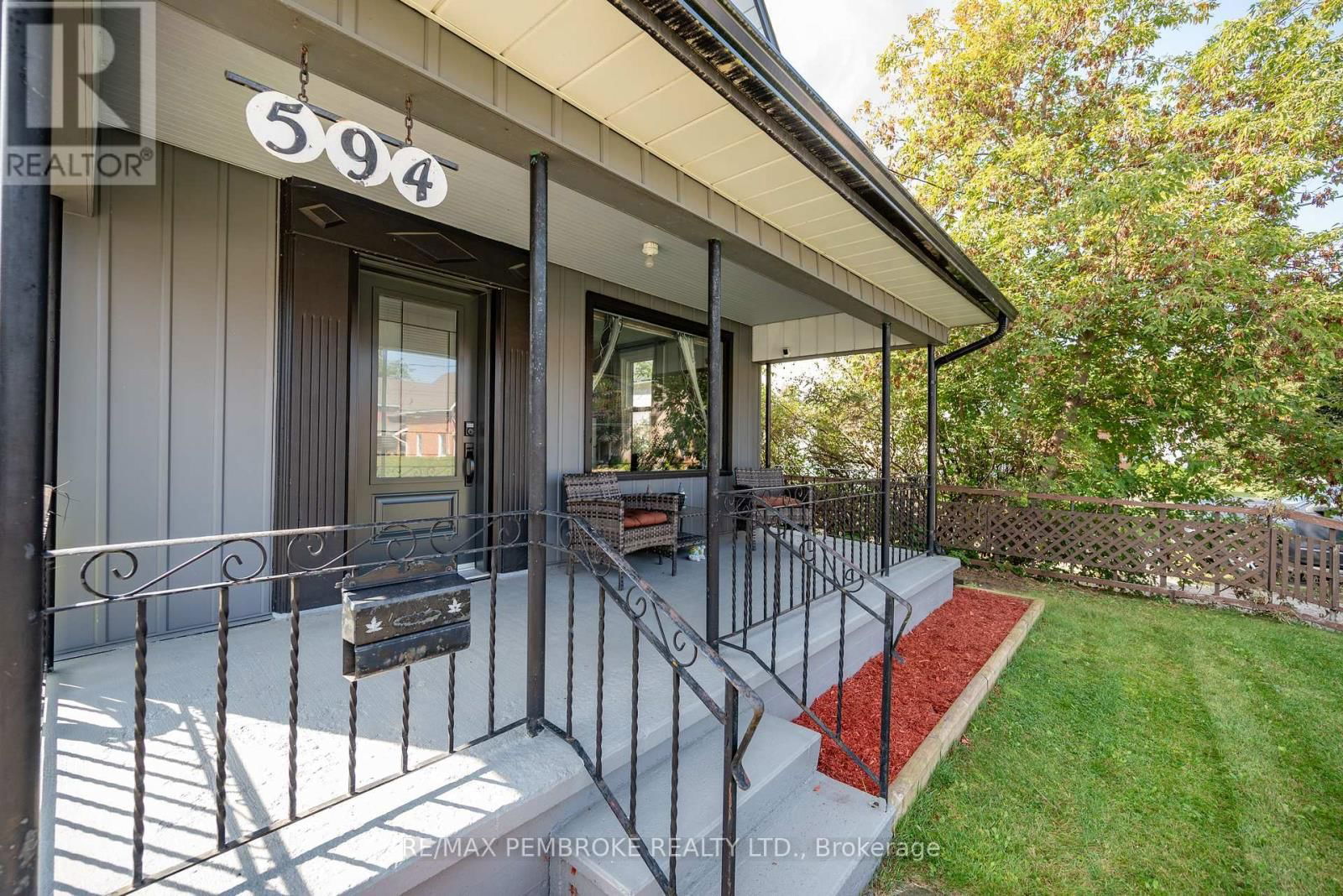 594 MILLER STREET Image 40