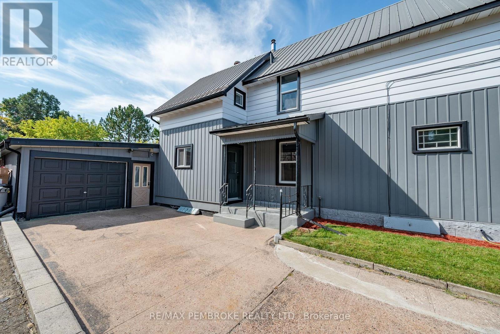 594 MILLER STREET Image 41