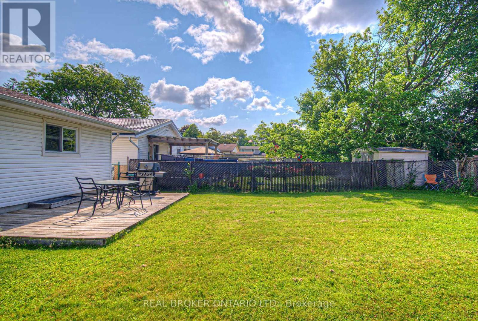 119 KINGSWOOD DRIVE Image 23