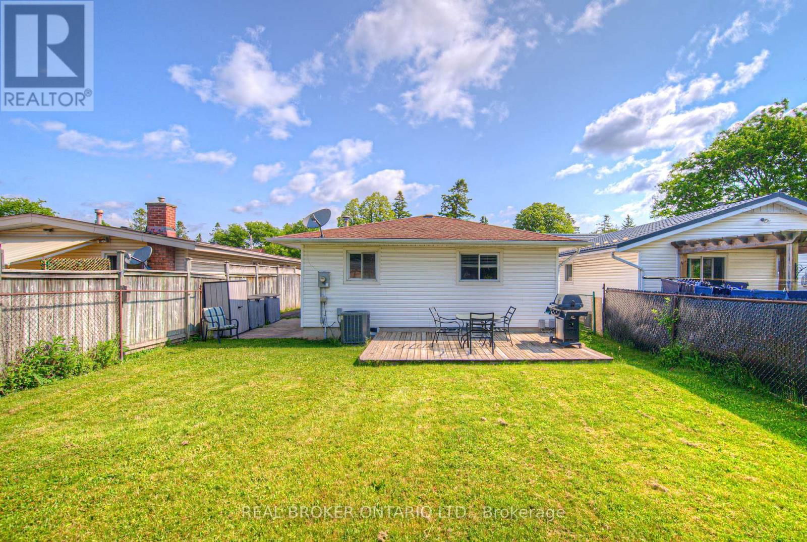 119 KINGSWOOD DRIVE Image 24