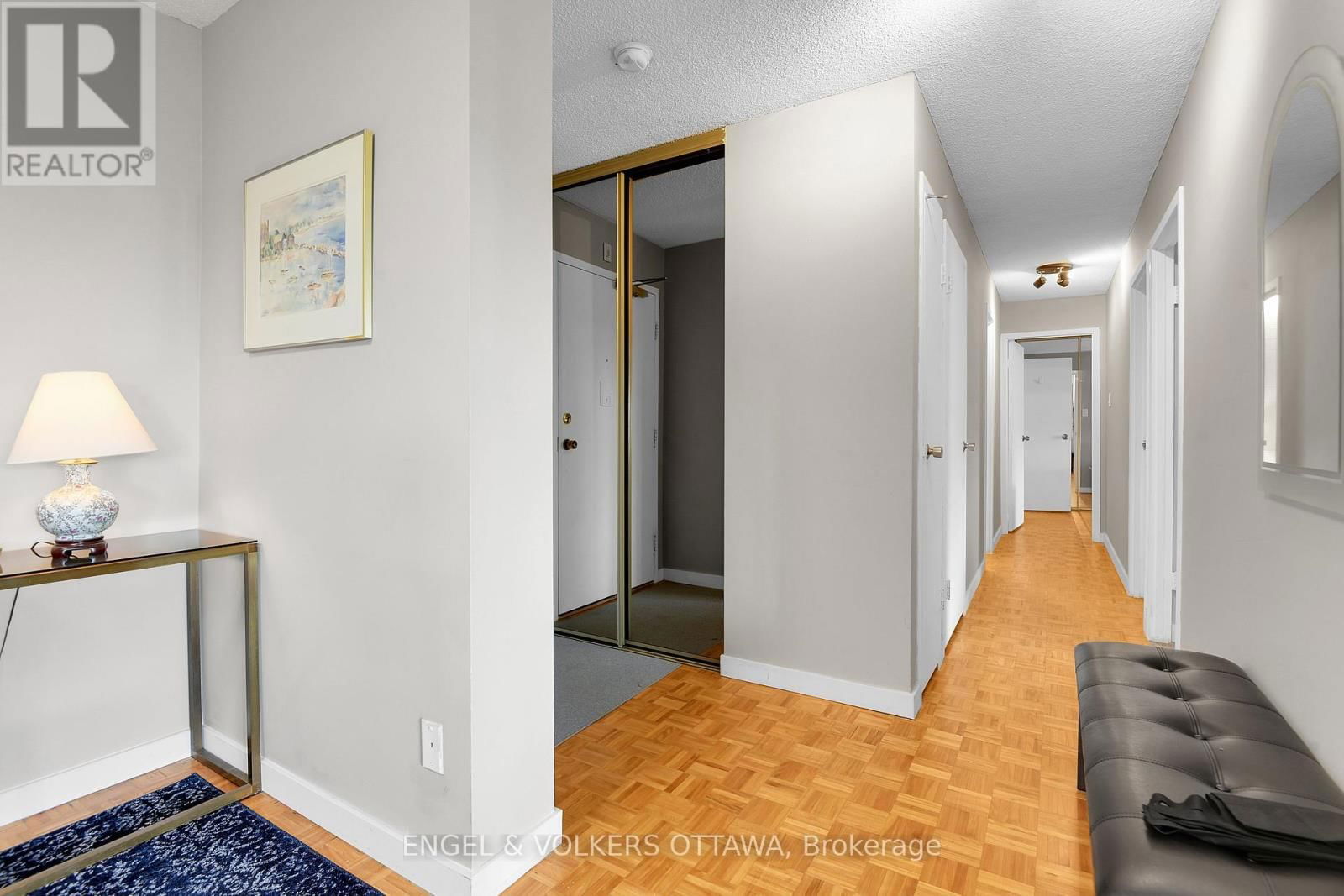 810 - 2951 RIVERSIDE DRIVE Image 18