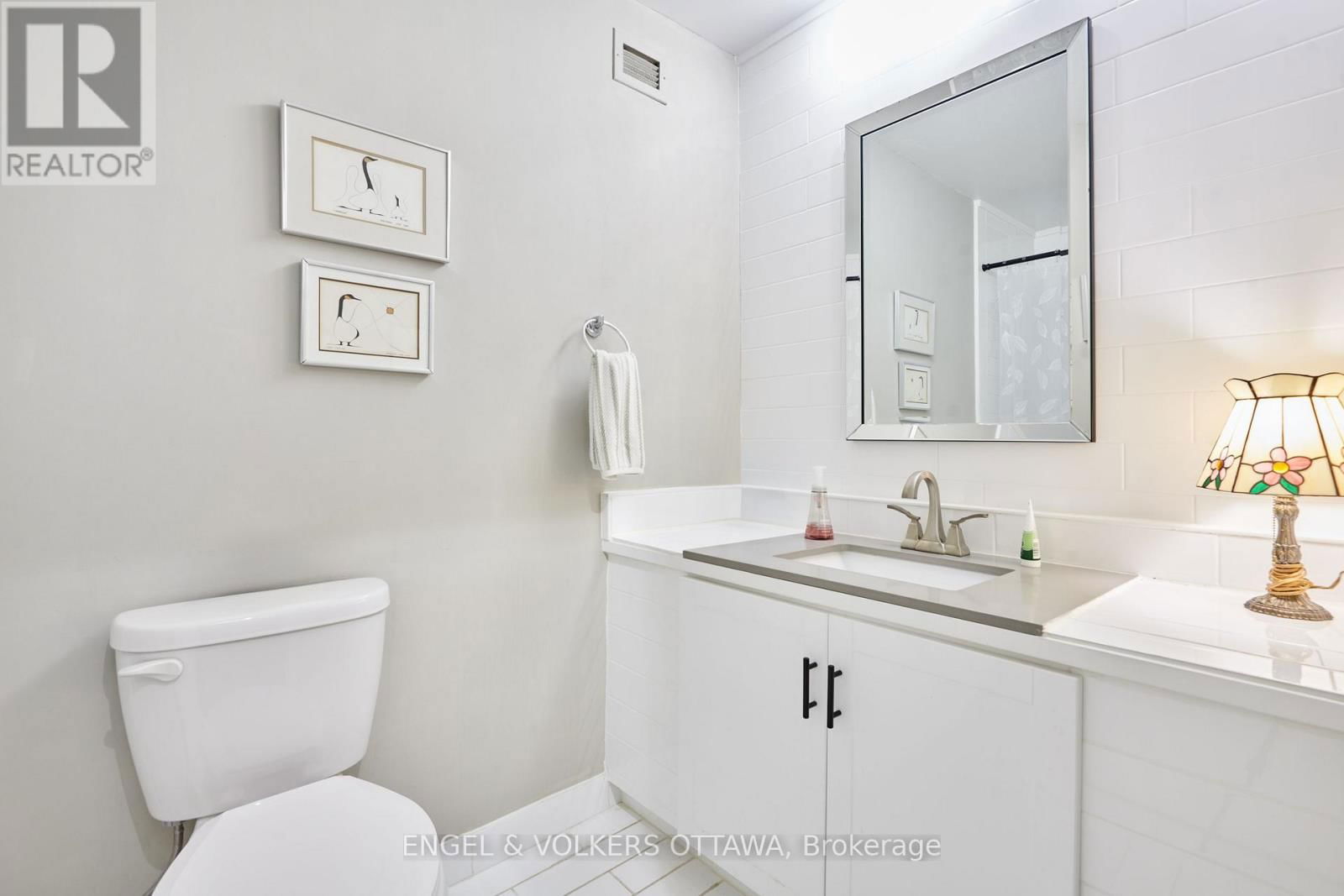 810 - 2951 RIVERSIDE DRIVE Image 27