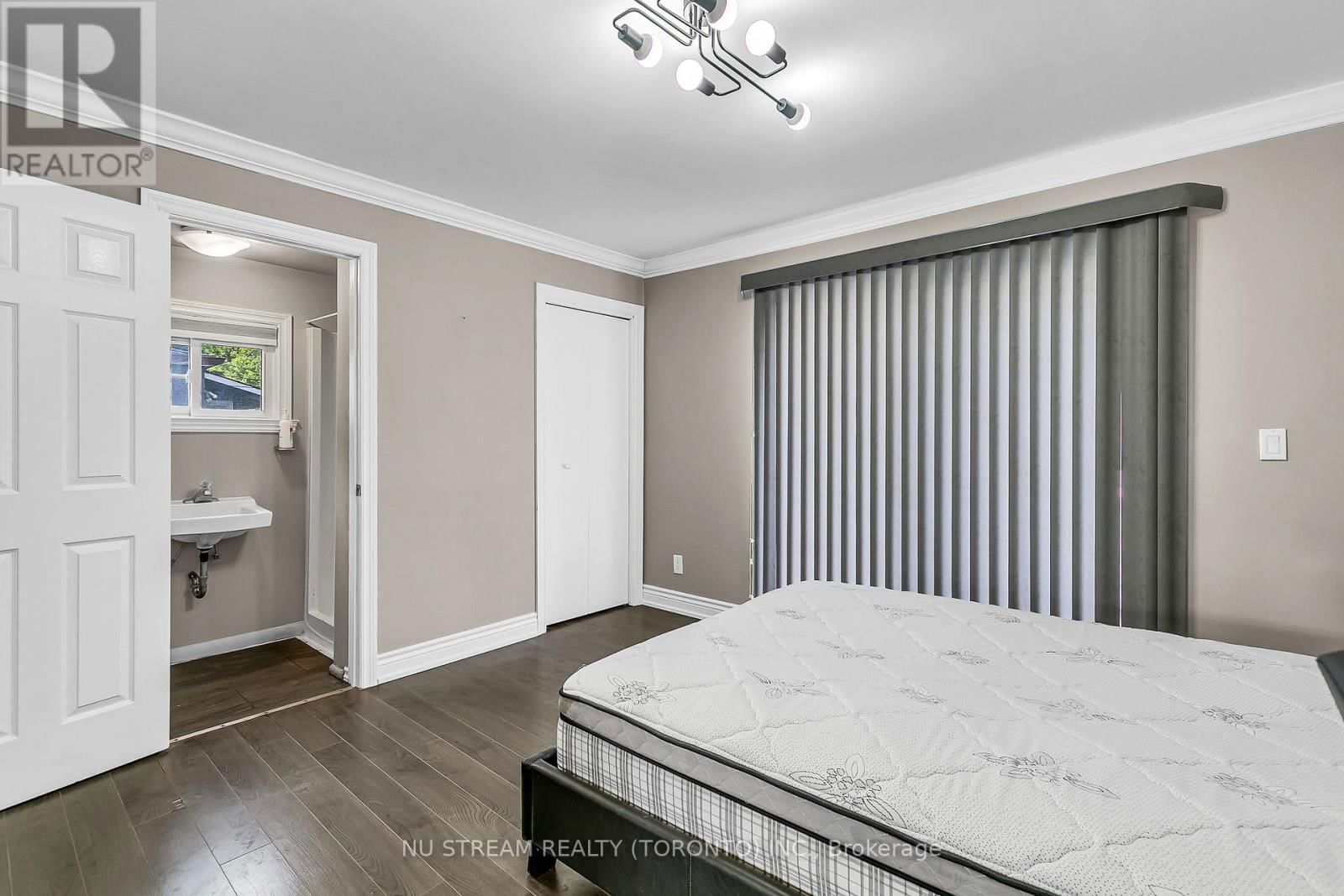 427 INDIAN ROAD Image 15
