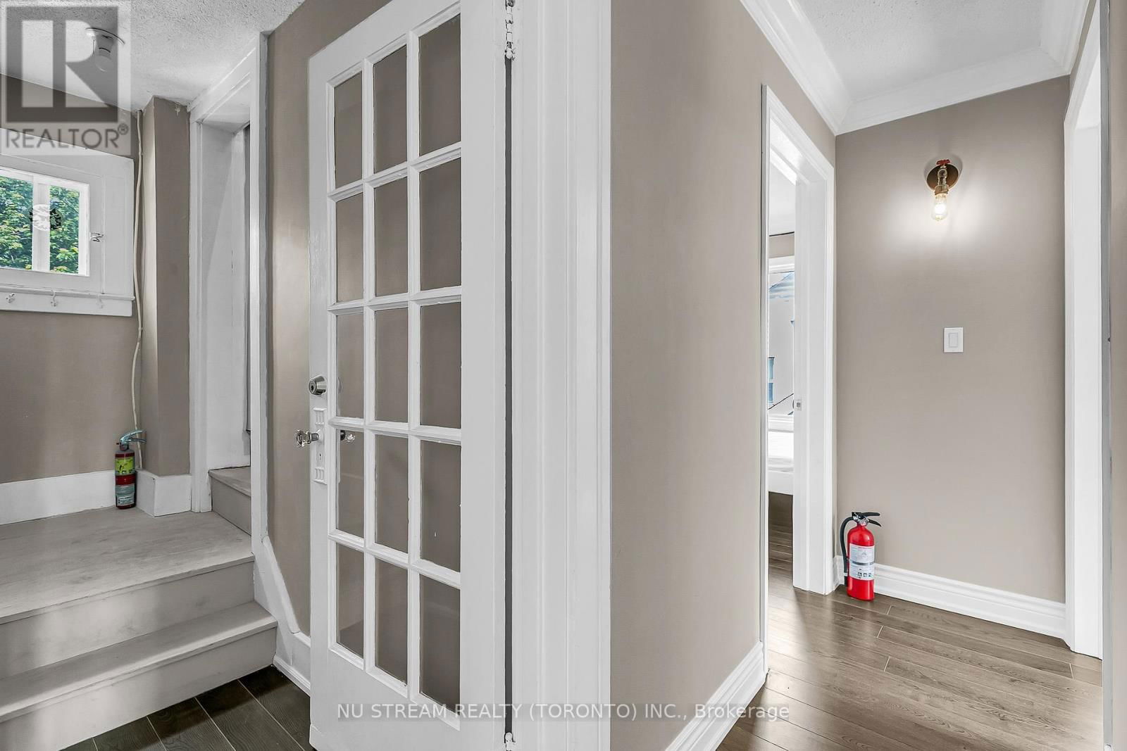 427 INDIAN ROAD Image 21