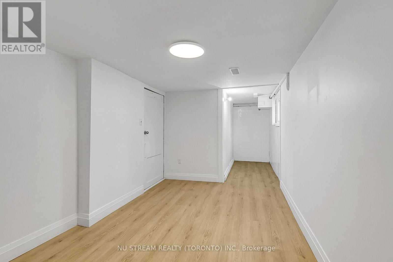 427 INDIAN ROAD Image 26