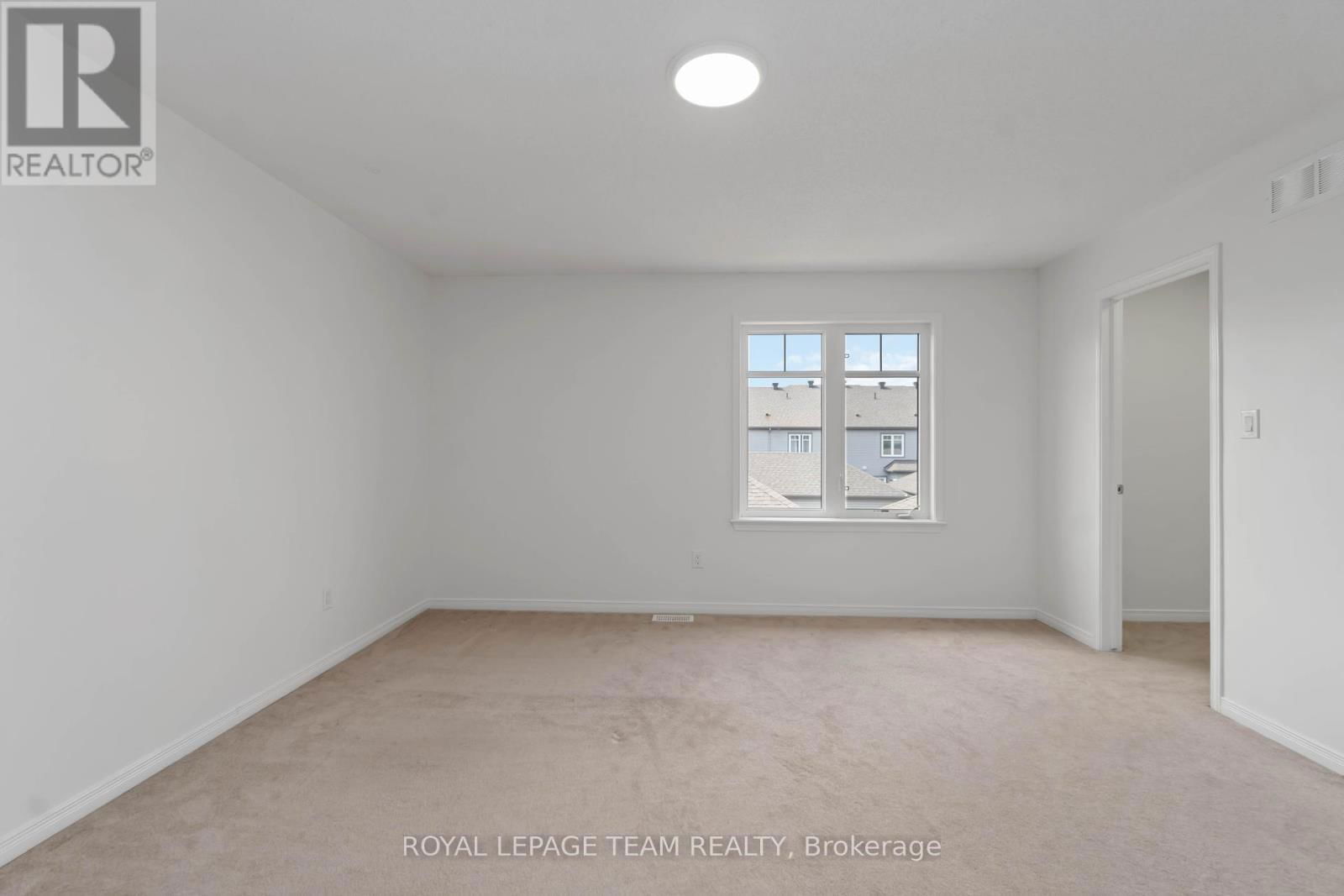 349 SWEETFLAG STREET Image 20
