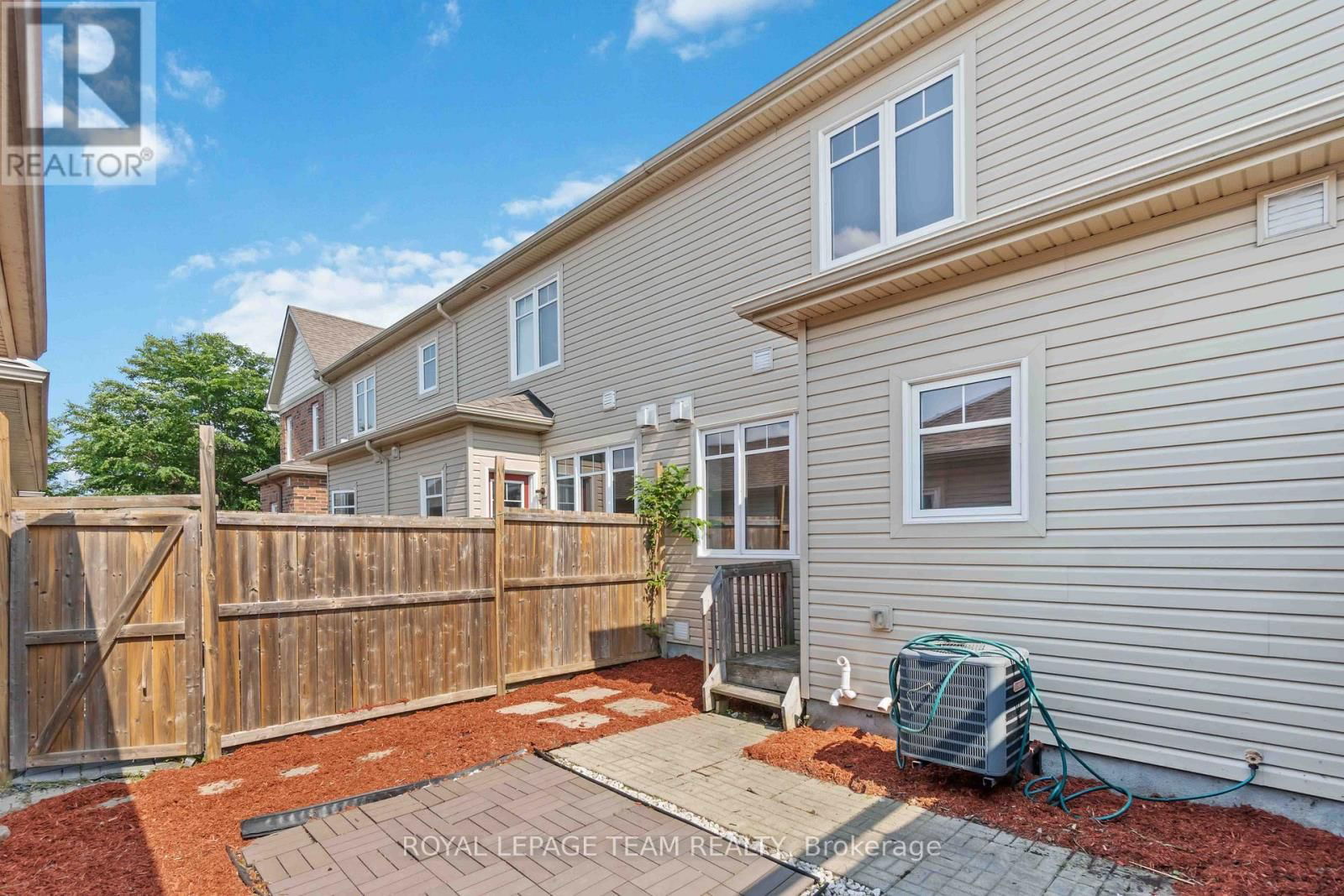 349 SWEETFLAG STREET Image 27