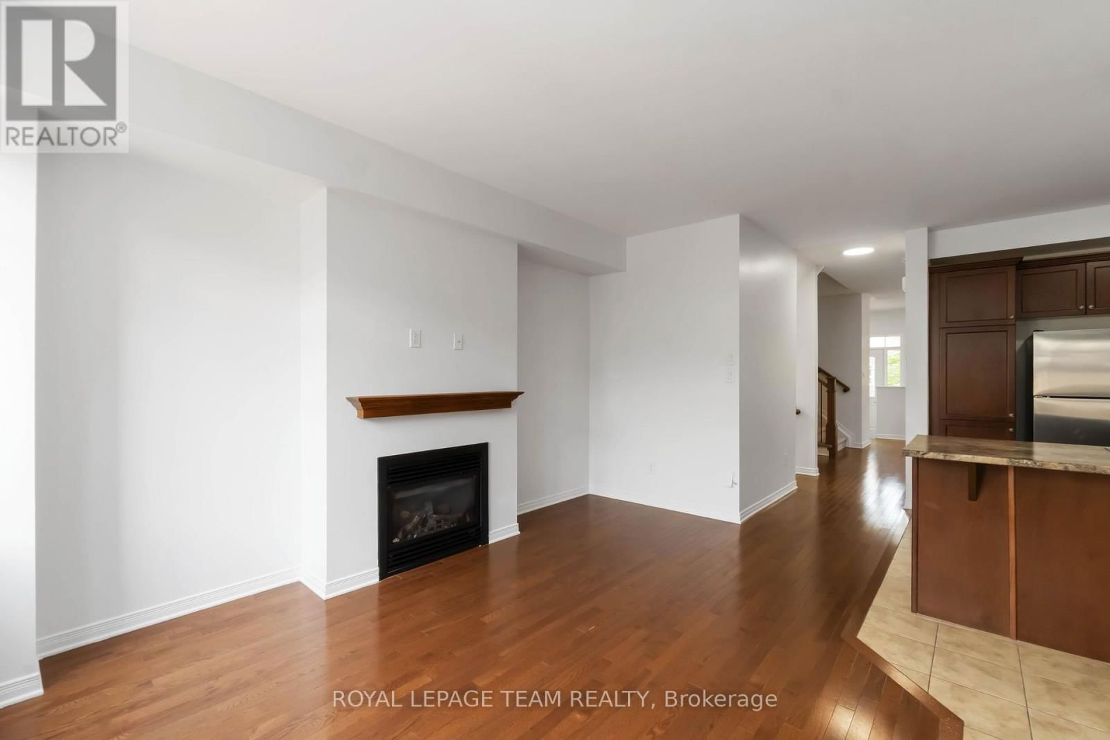 349 SWEETFLAG STREET Image 9