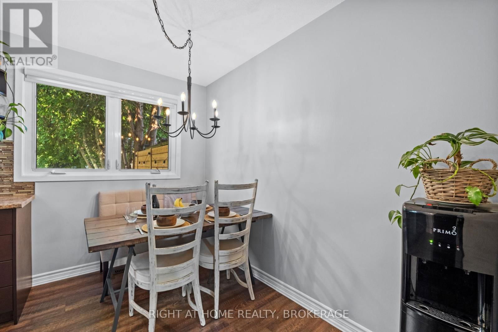 19 BEECHWOOD ROAD Image 12
