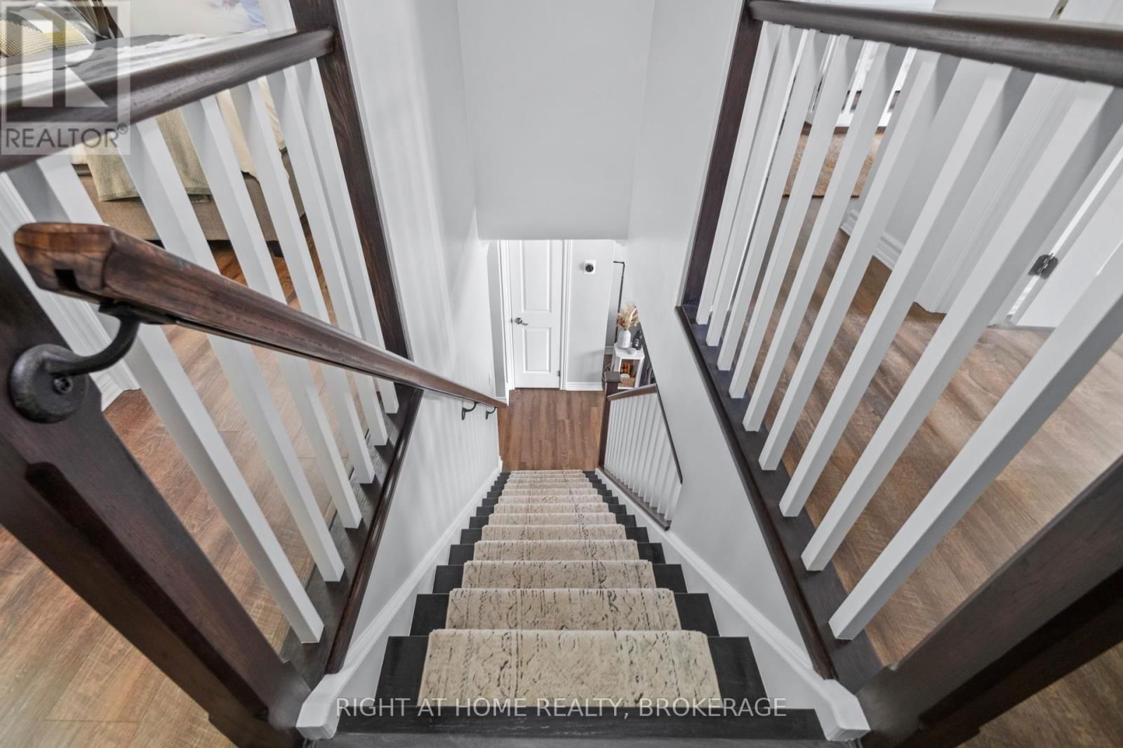 19 BEECHWOOD ROAD Image 14