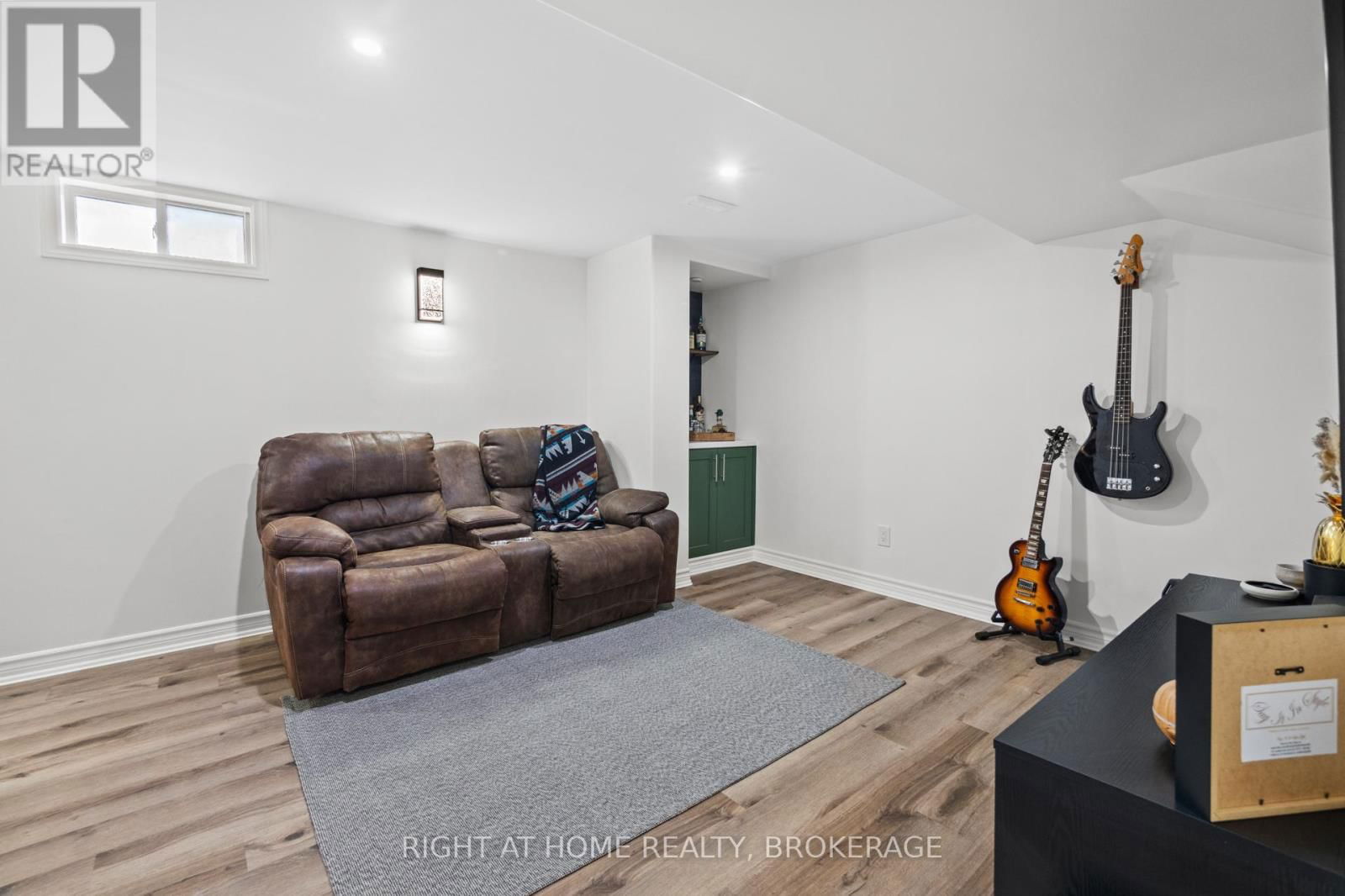 19 BEECHWOOD ROAD Image 25