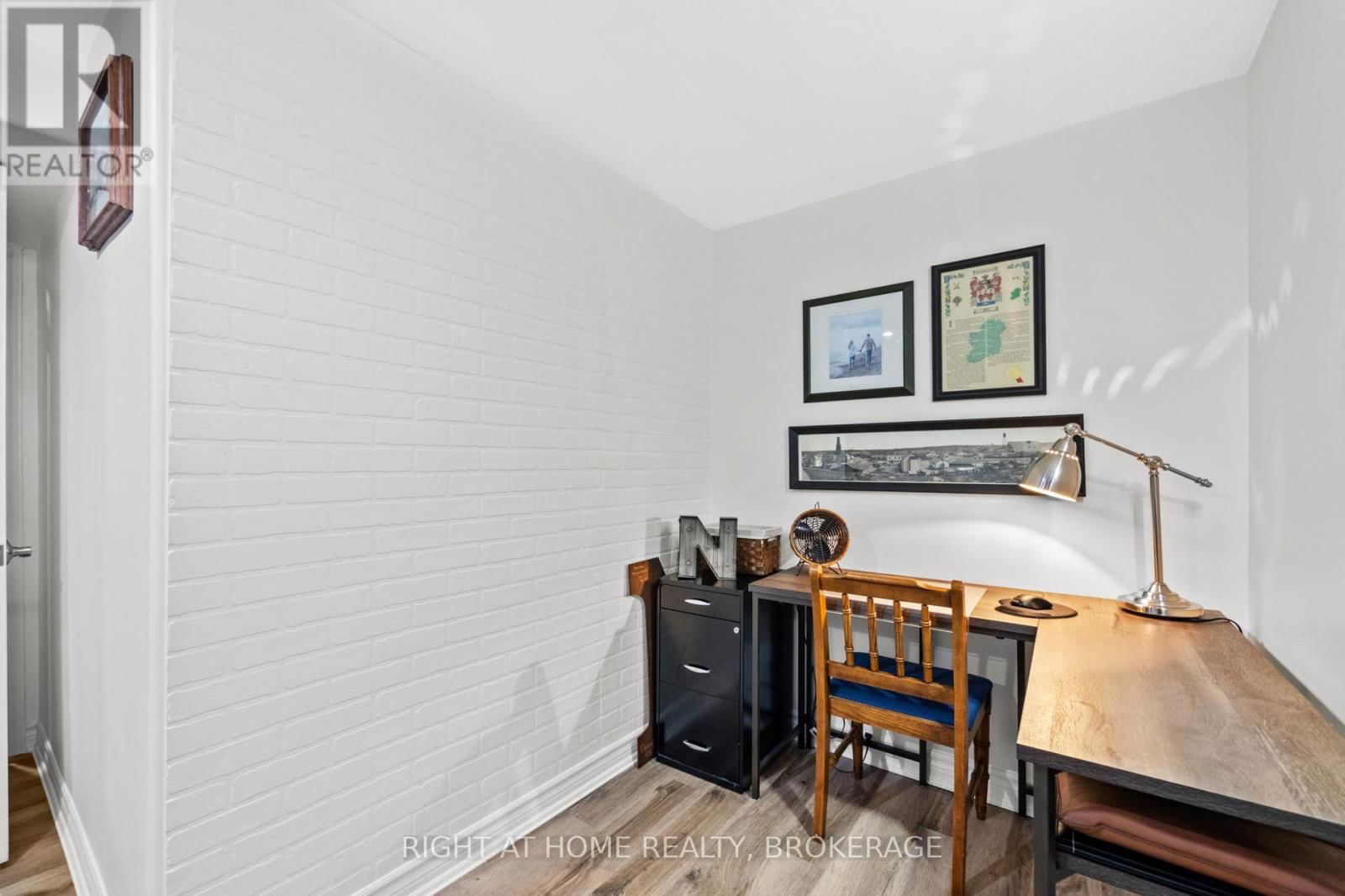 19 BEECHWOOD ROAD Image 27