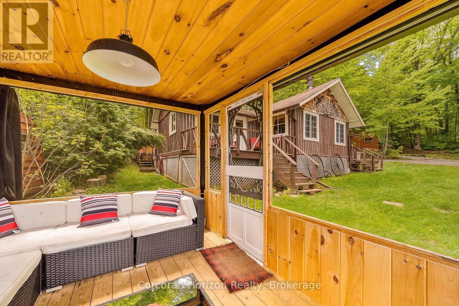 247 MAINHOOD ROAD Image 10