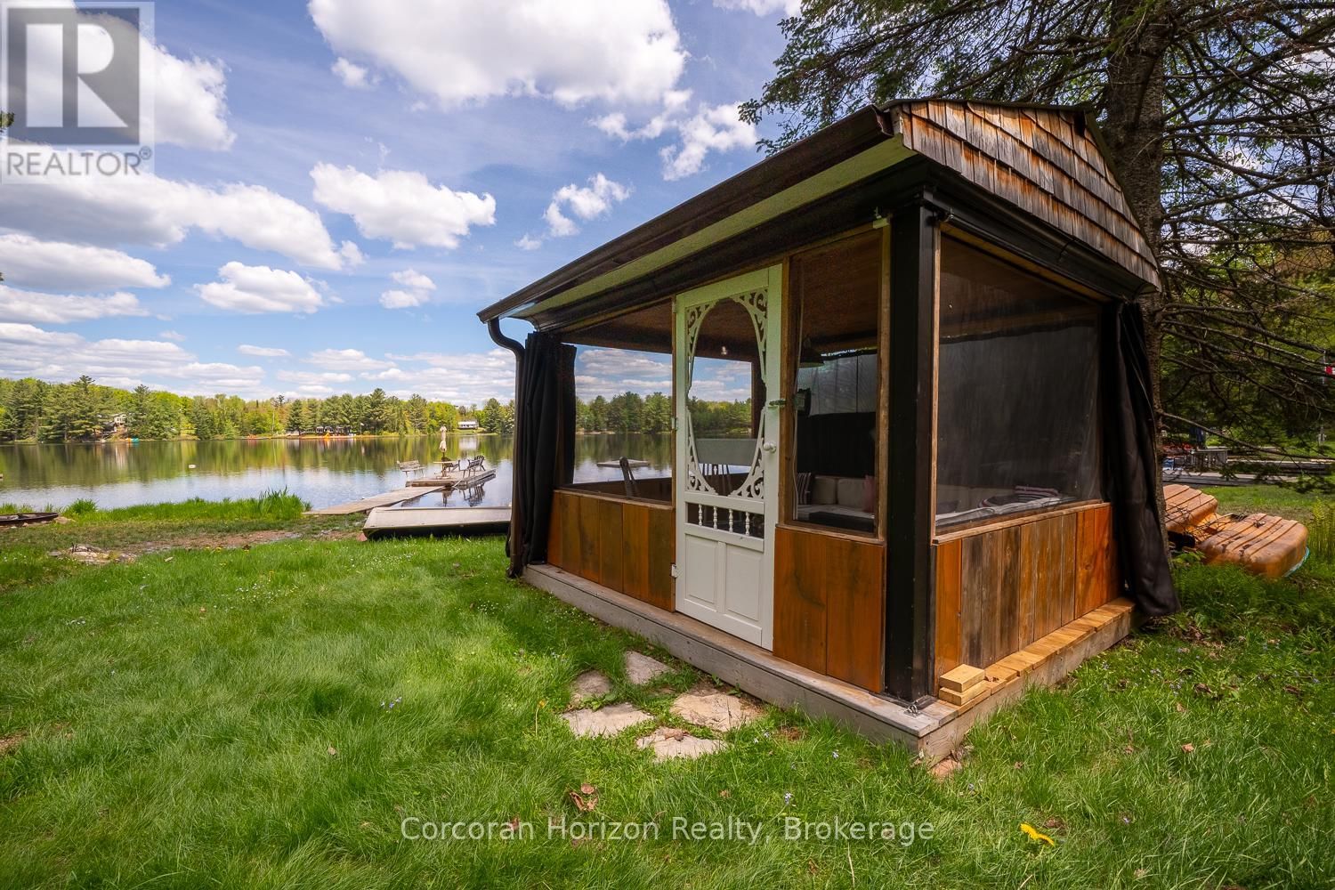 247 MAINHOOD ROAD Image 8
