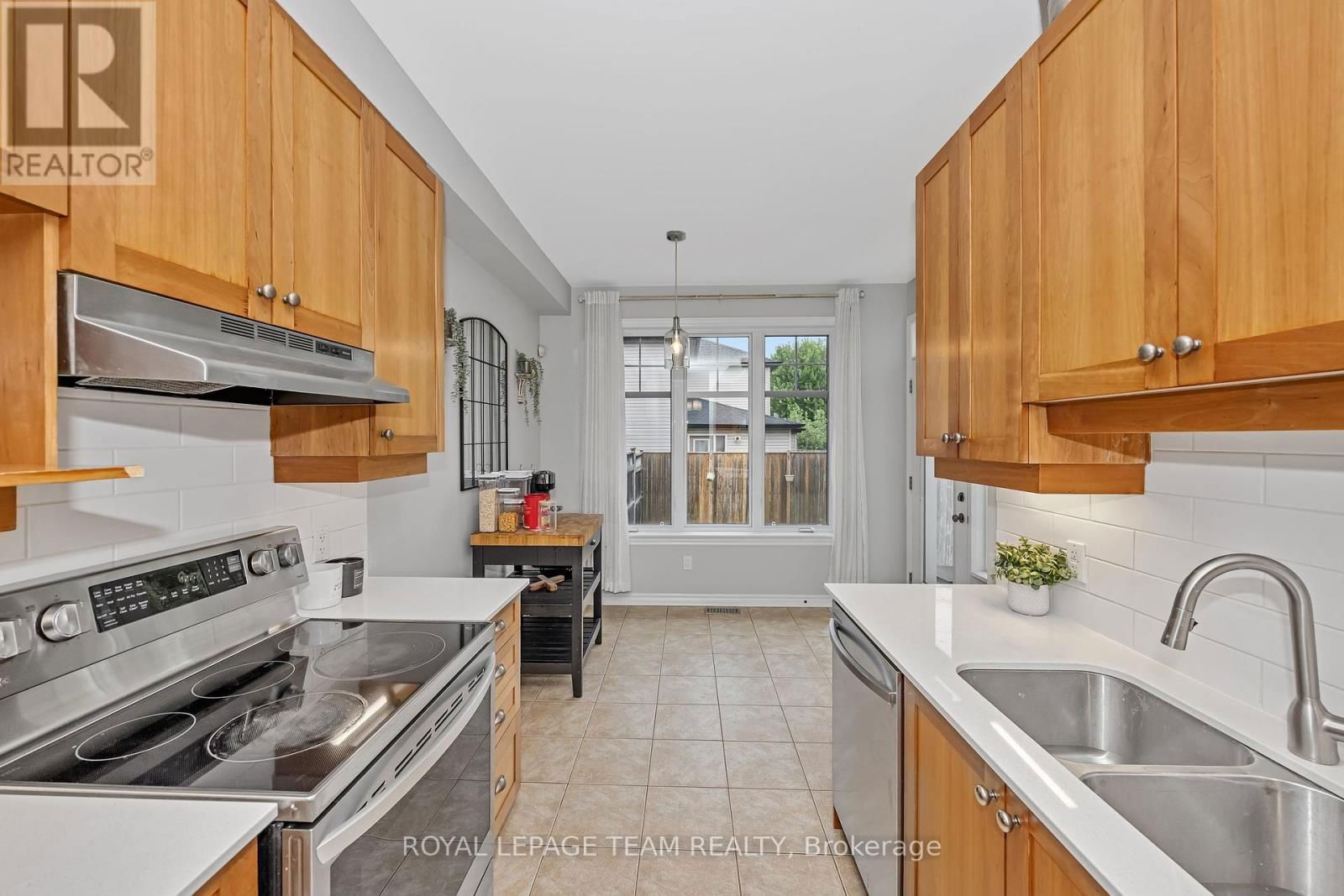 91 WHETSTONE CRESCENT Image 16