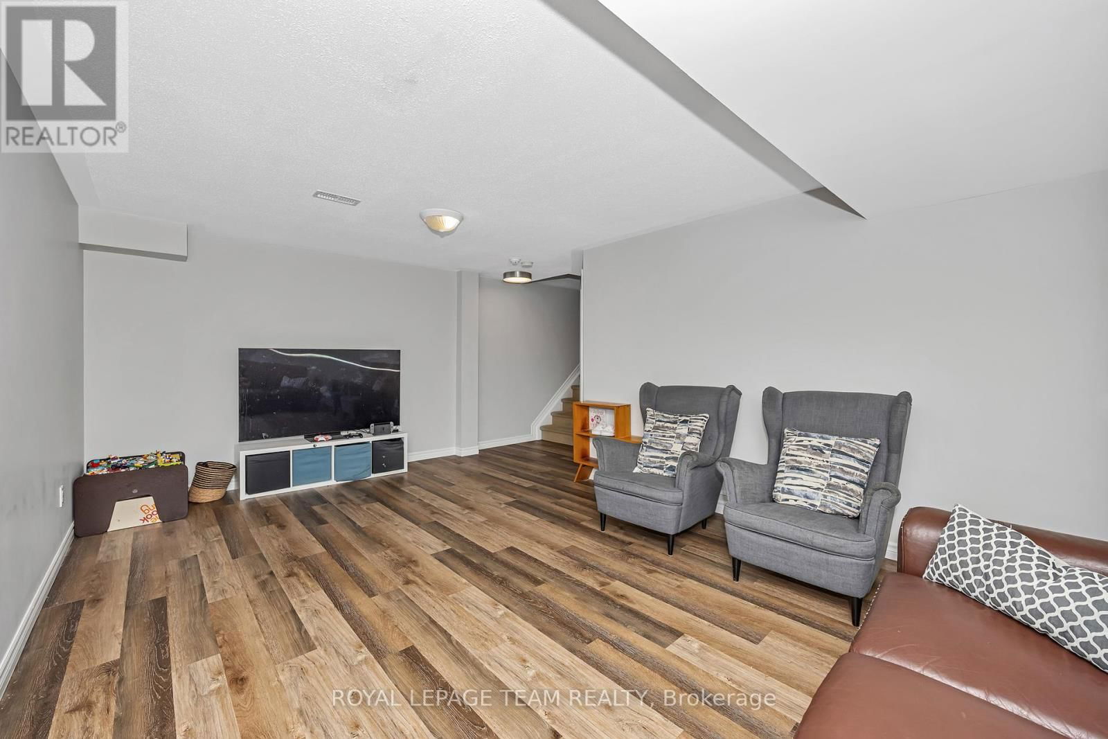 91 WHETSTONE CRESCENT Image 37