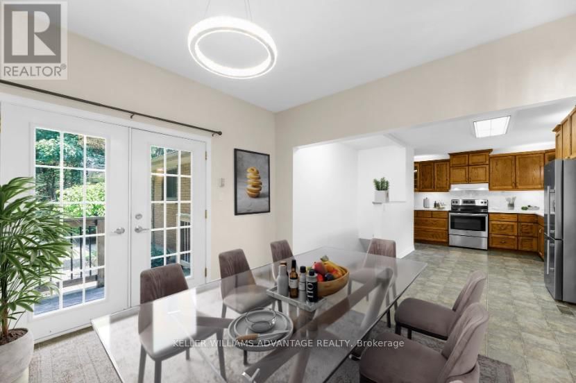 458 THREE VALLEYS CRESCENT Image 11