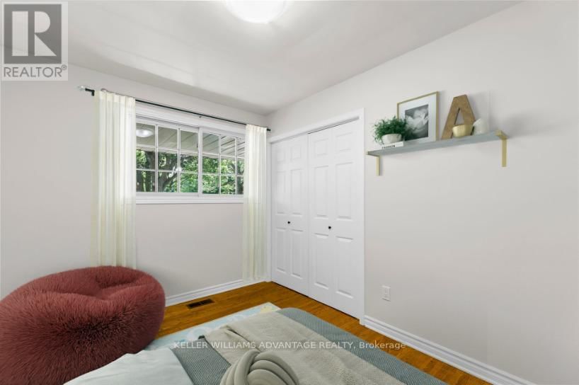 458 THREE VALLEYS CRESCENT Image 17
