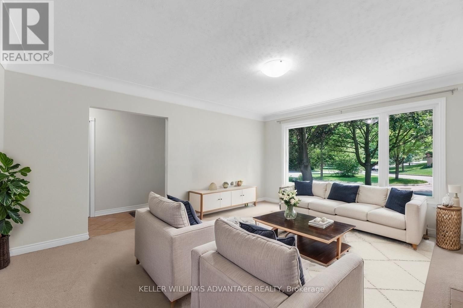 458 THREE VALLEYS CRESCENT Image 6