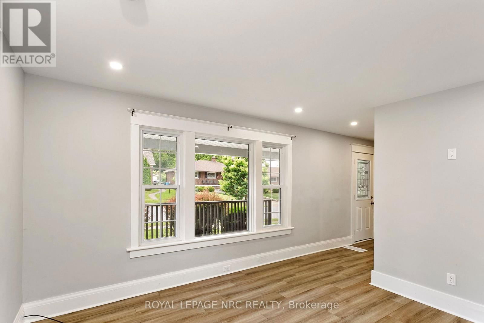 6334 CRAWFORD STREET Image 10