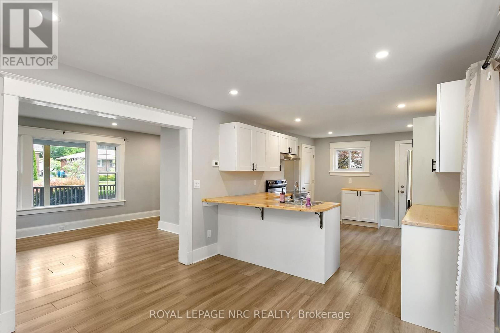 6334 CRAWFORD STREET Image 8