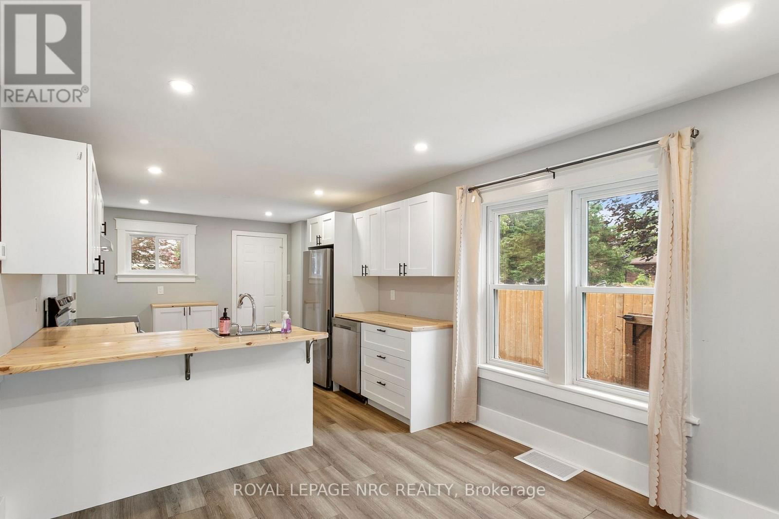 6334 CRAWFORD STREET Image 9