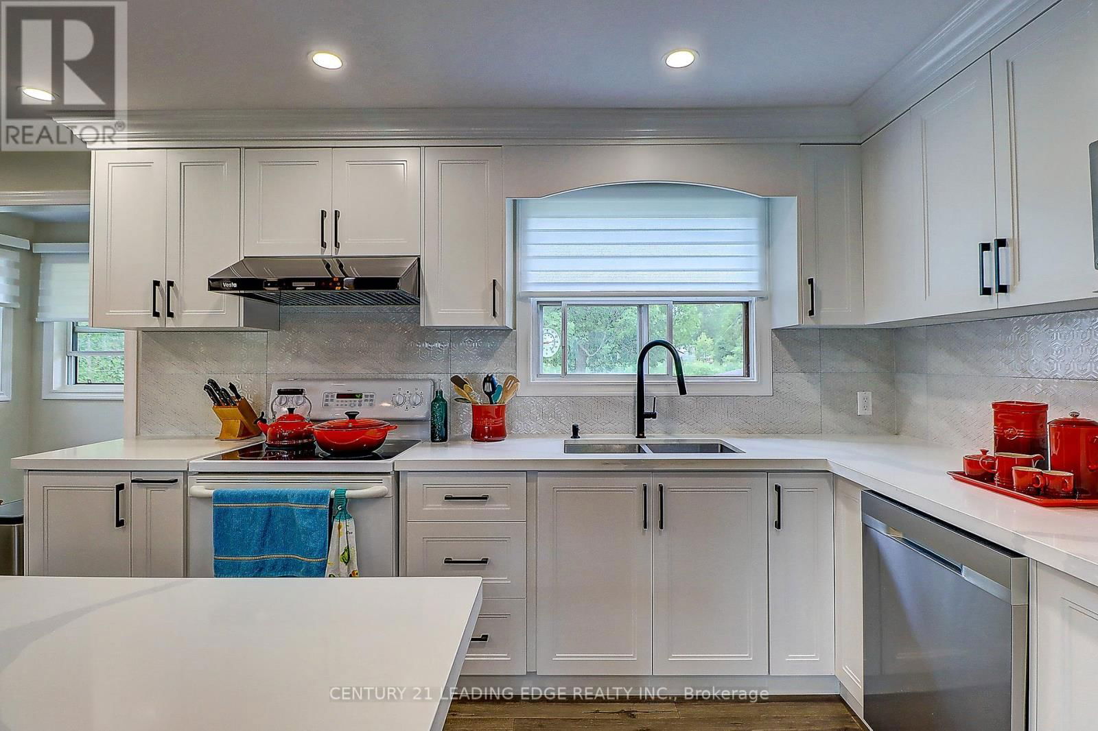 2029 SELWYN SHORES DRIVE Image 14