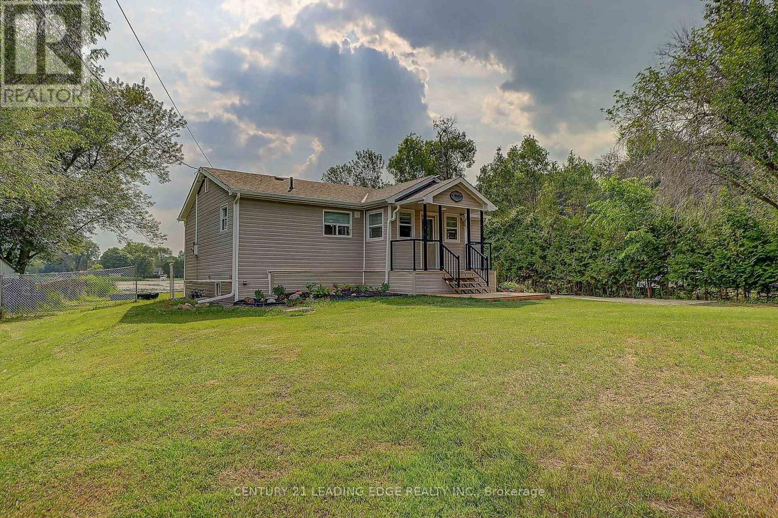 2029 SELWYN SHORES DRIVE Image 2