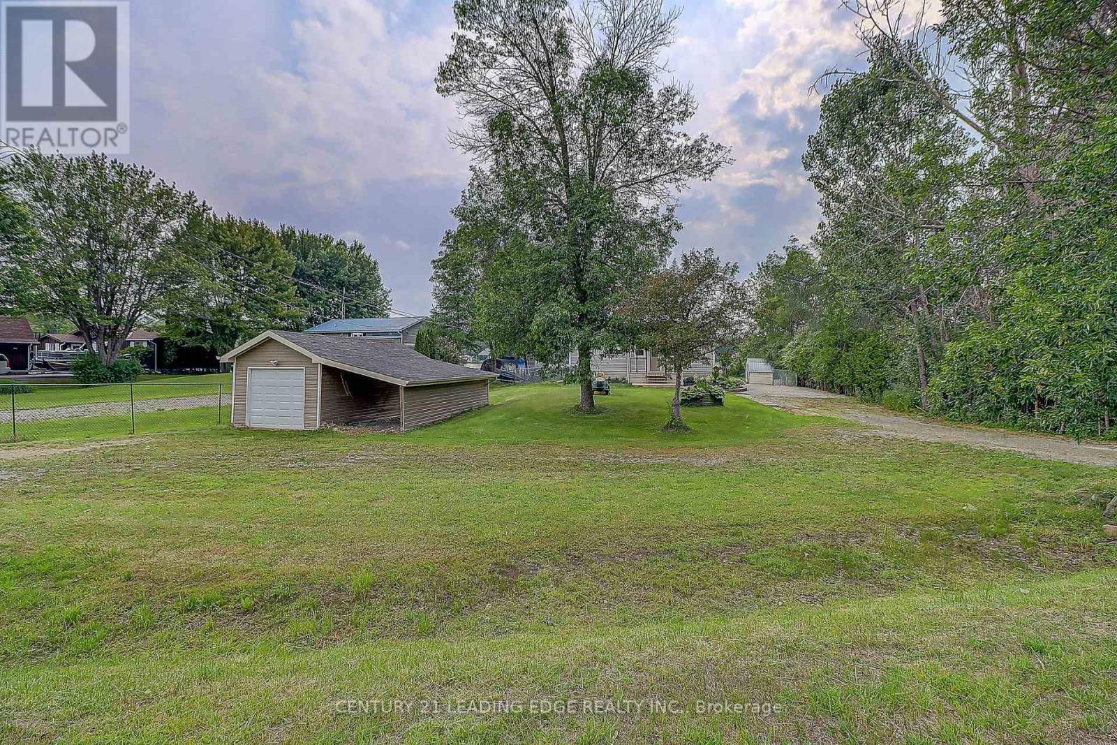 2029 SELWYN SHORES DRIVE Image 45
