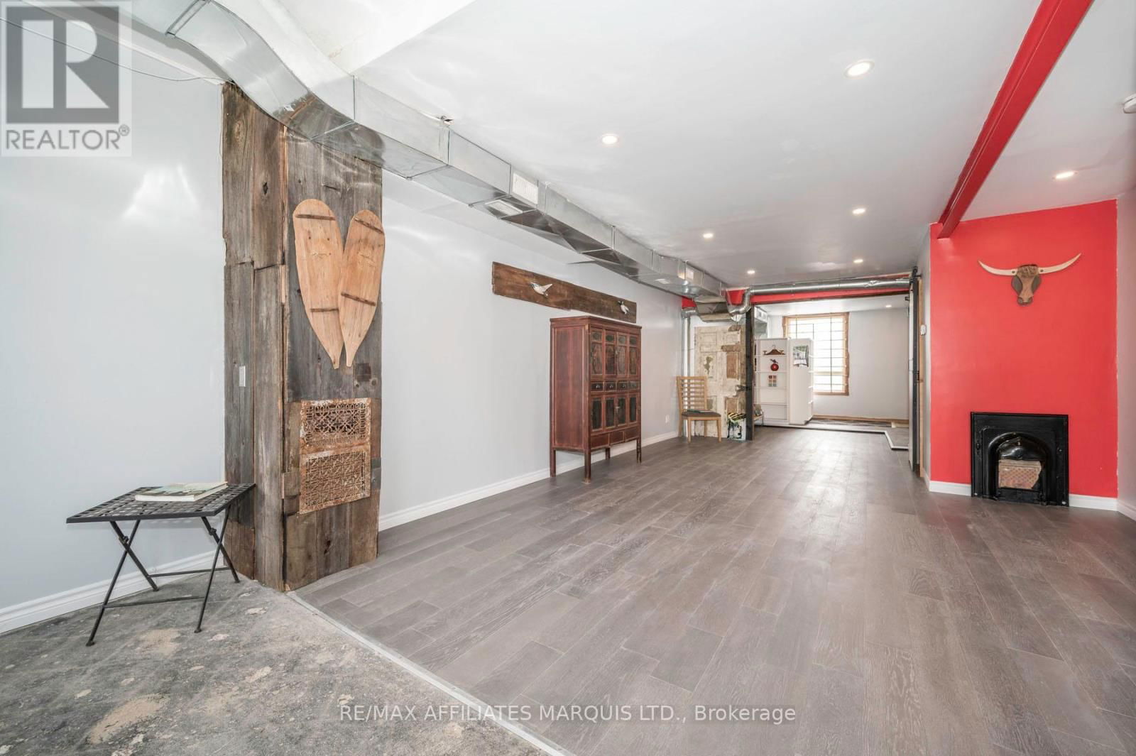 155 MONTREAL ROAD Image 8
