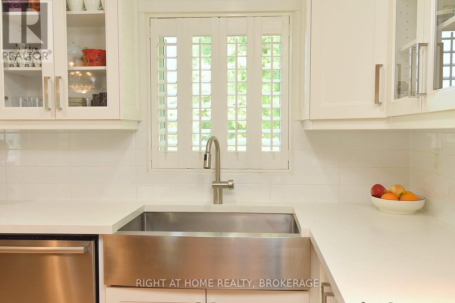 2030 GOVERNORS ROAD Image 13
