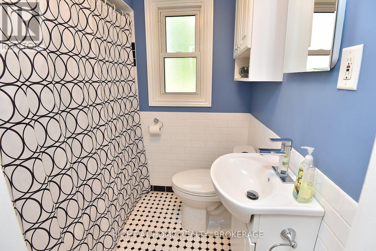 2030 GOVERNORS ROAD Image 20