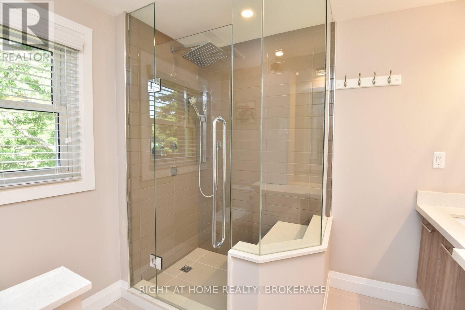 2030 GOVERNORS ROAD Image 23