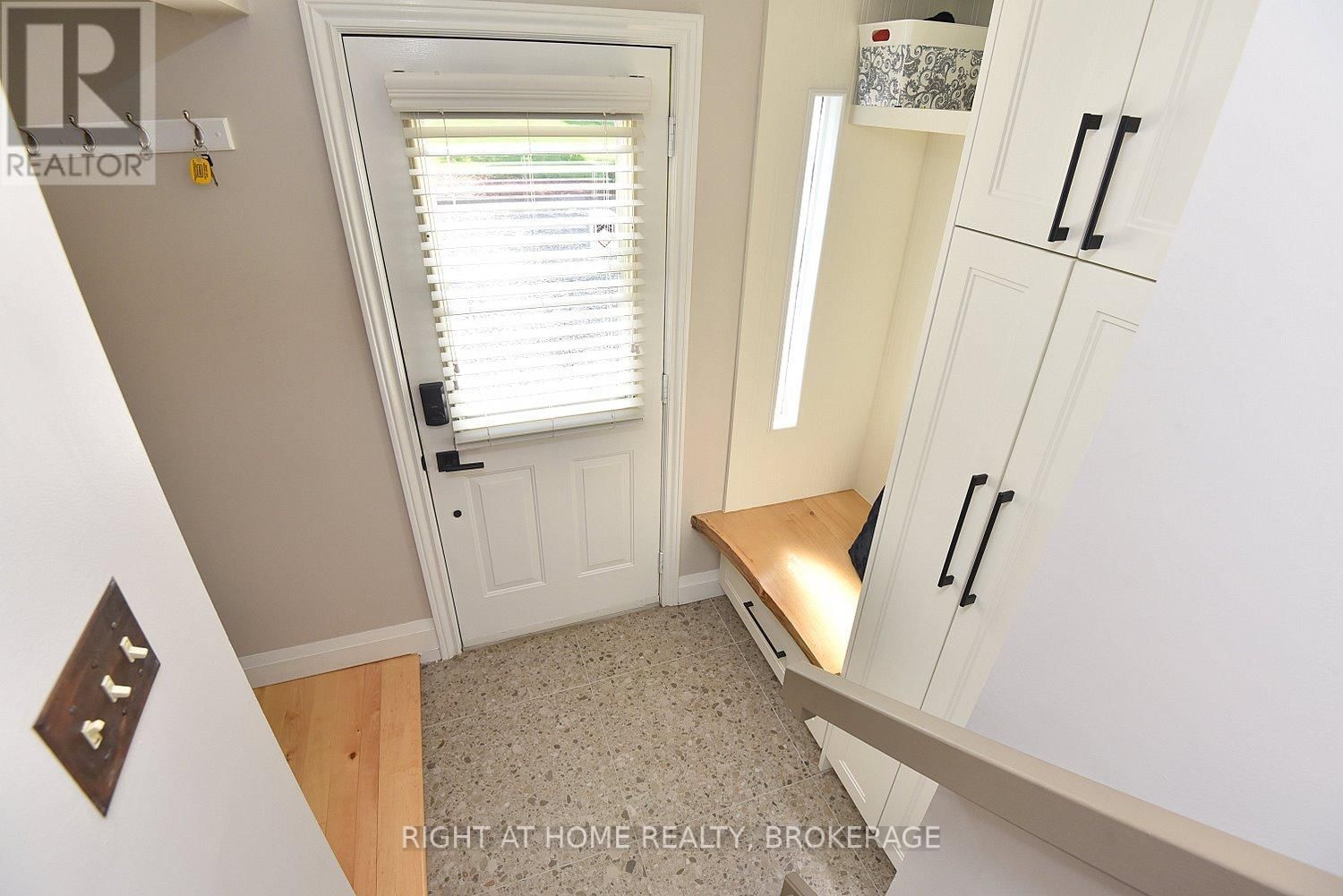 2030 GOVERNORS ROAD Image 35