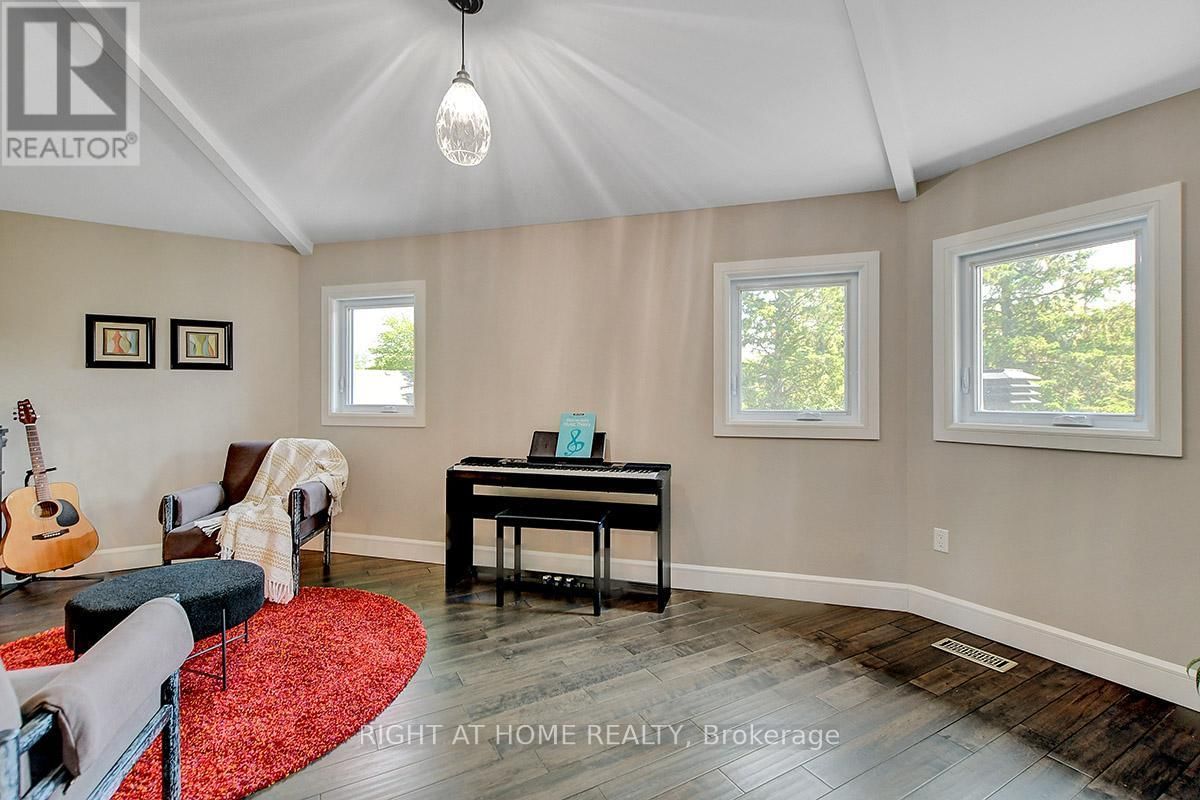 25 BREN MAUR ROAD Image 19