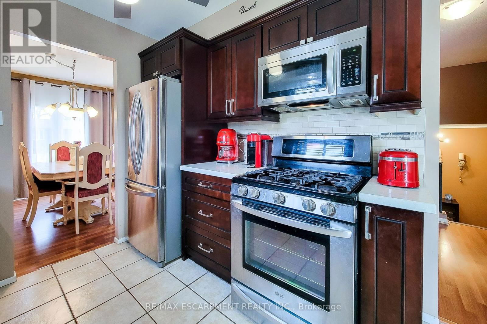 187 WENDOVER DRIVE Image 13