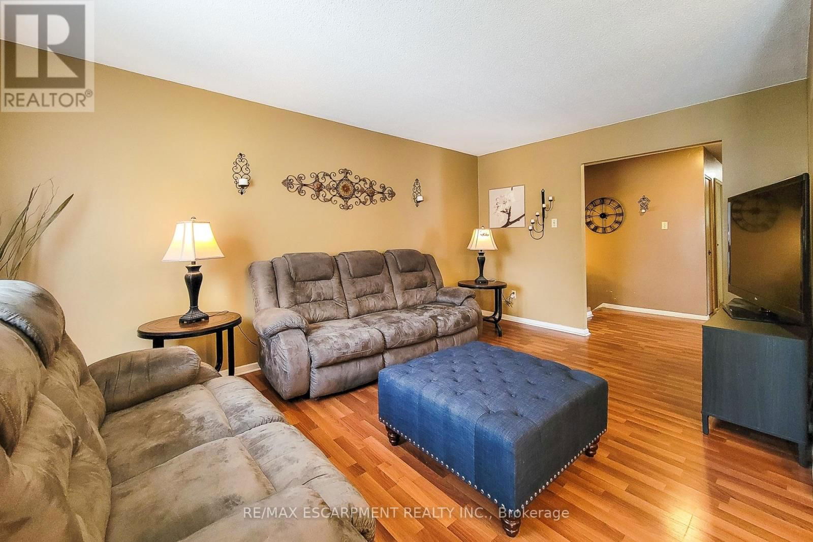 187 WENDOVER DRIVE Image 20