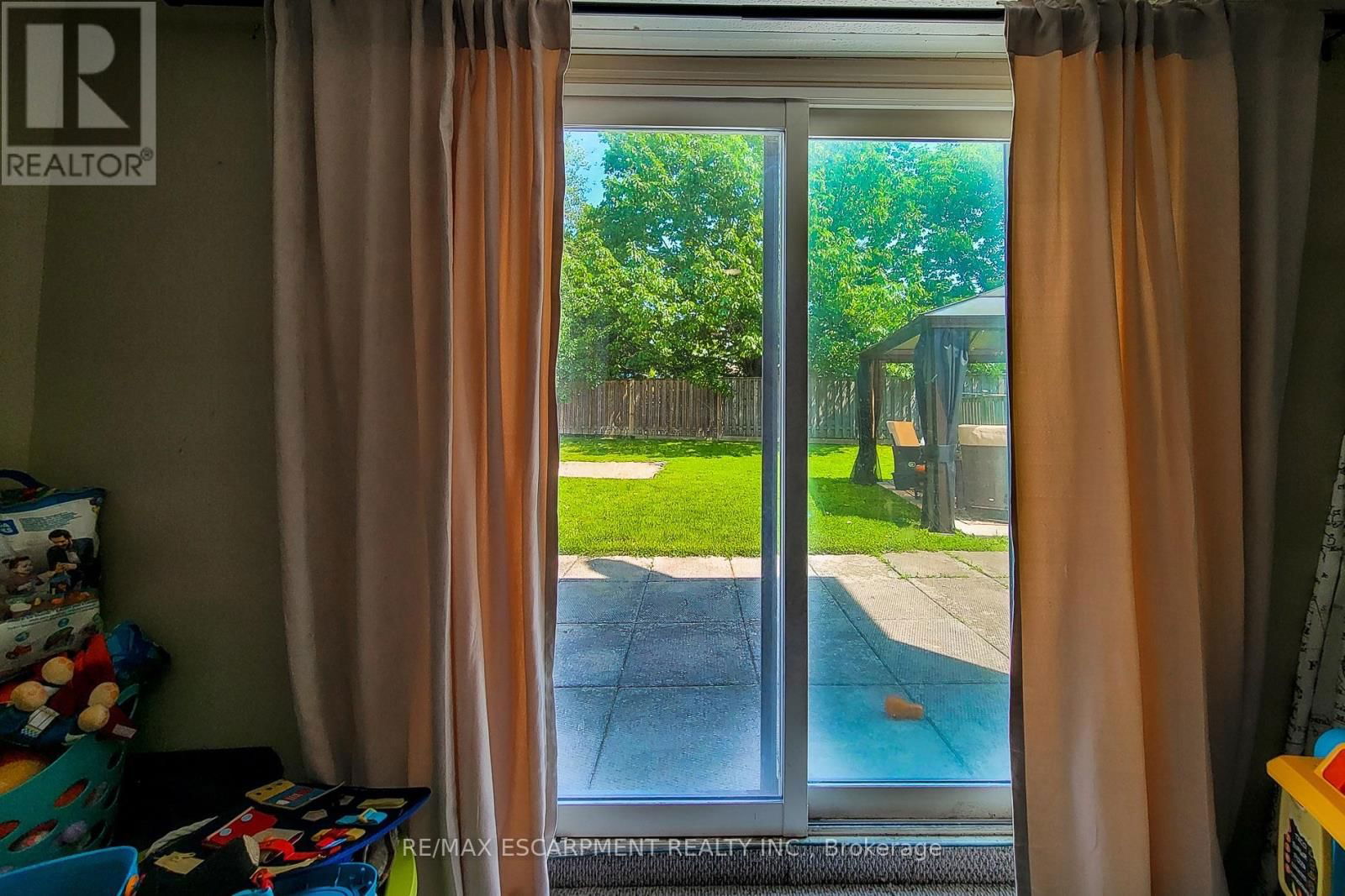 187 WENDOVER DRIVE Image 44