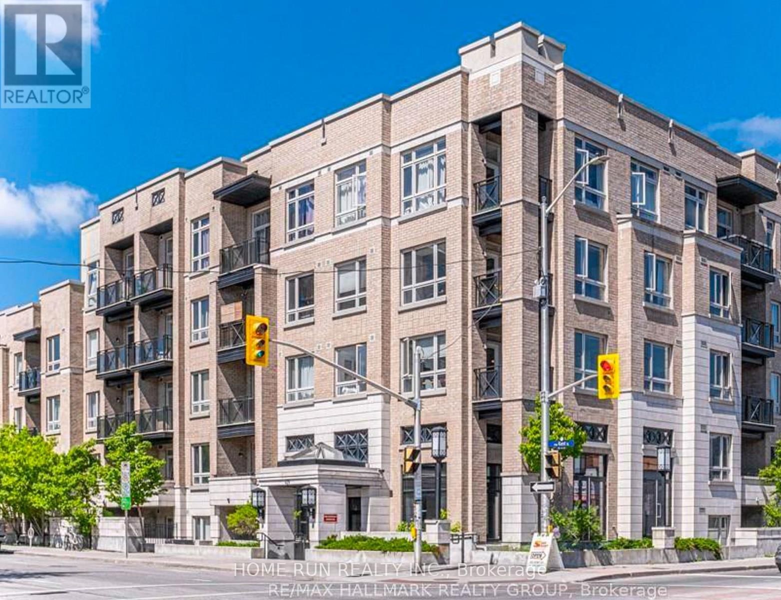 323 - 429 KENT STREET Image 1