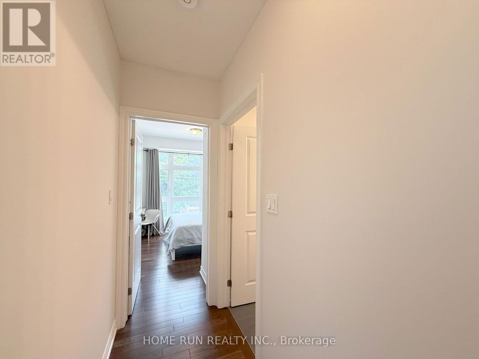 323 - 429 KENT STREET Image 20